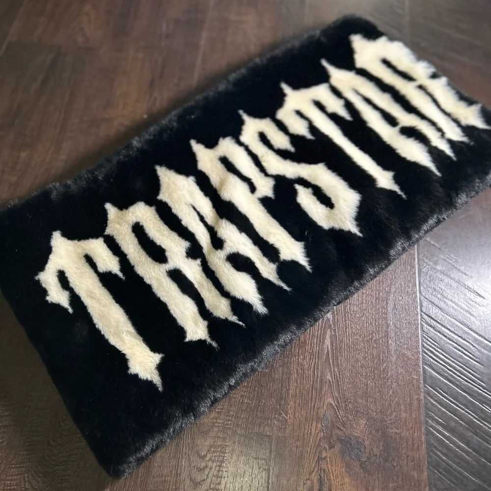 Black and White Faux Fur ‘TRAPSTAR’ Stole
